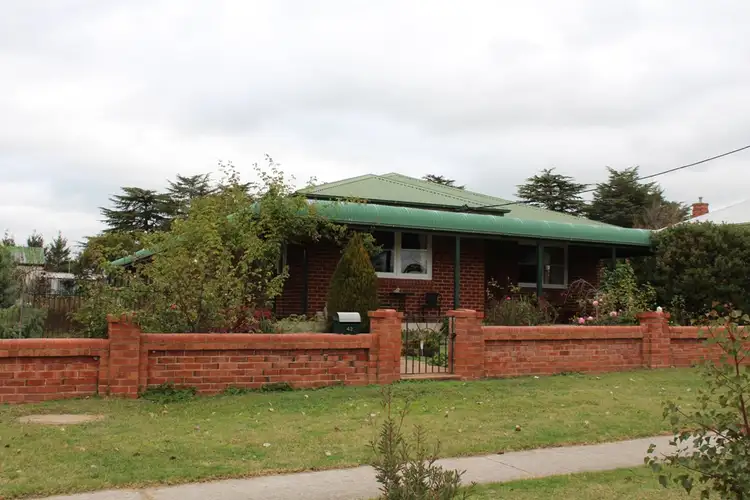 42 Lyal Street, Gormans Hill NSW 2795