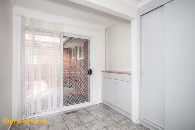 Fifth view of Homely house listing, 8 Darling Court, Sunbury VIC 3429