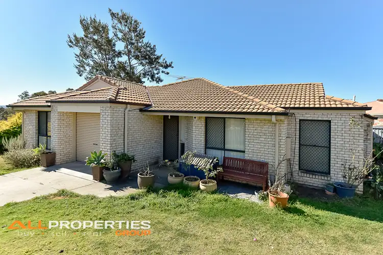 24 Lyrebird La, Bellbird Park QLD 4300