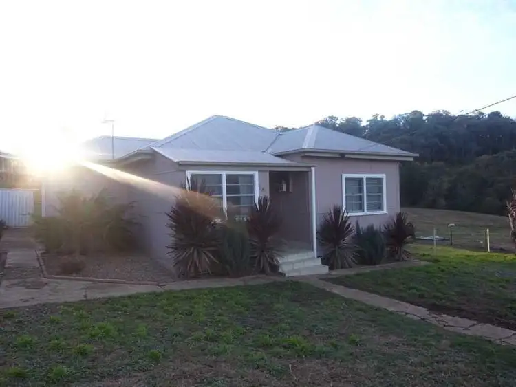 18 Harrow St, Tumbarumba NSW 2653
