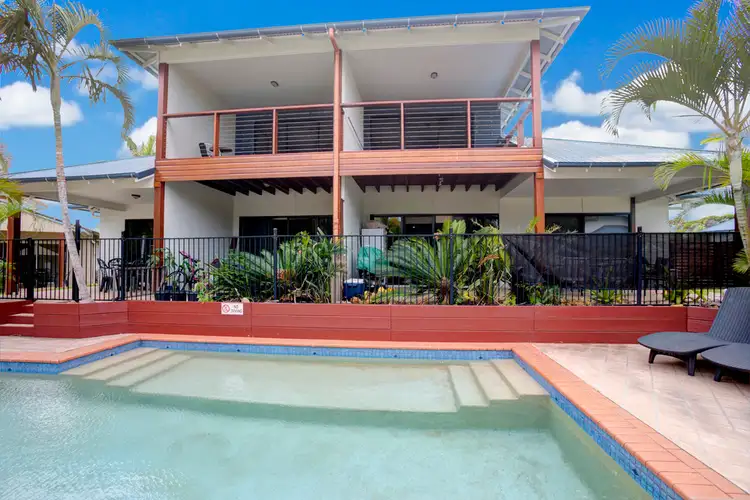 Unit 26/2 Beaches Village Circuit, Agnes Water QLD 4677