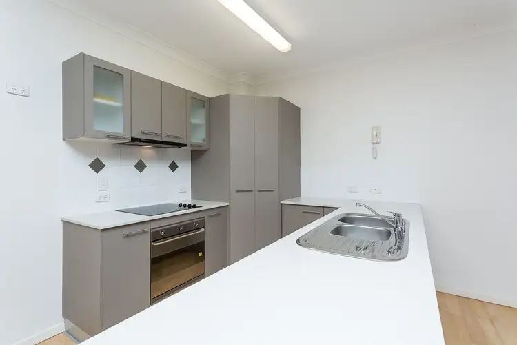 Third view of Homely unit listing, 18/28 Murphy Street, Scarborough QLD 4020