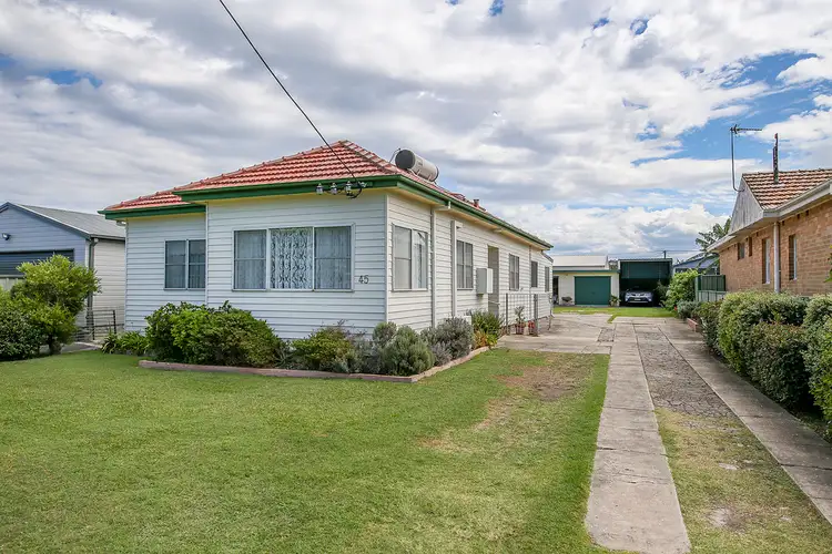 45 Macquarie Street, Swansea NSW 2281
