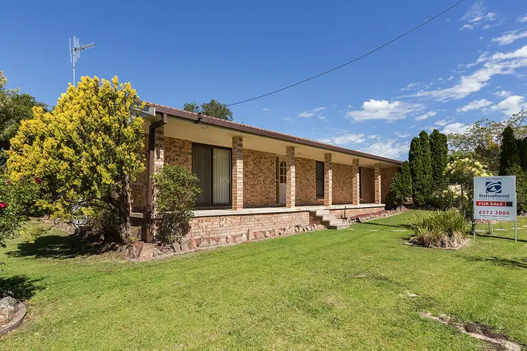 2 Clifton Avenue, Mudgee NSW 2850