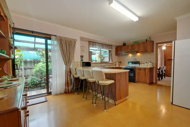 Sixth view of Homely house listing, 7 Scorpio Drive, Moe VIC 3825