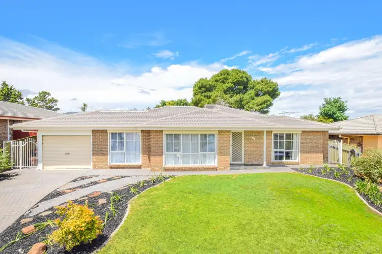 26 Oakvale Way, Hallett Cove SA 5158