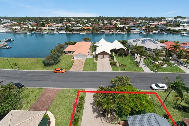 19 Jacaranda Drive, Bongaree QLD 4507