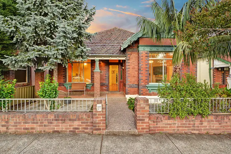 15 England Avenue, Marrickville NSW 2204