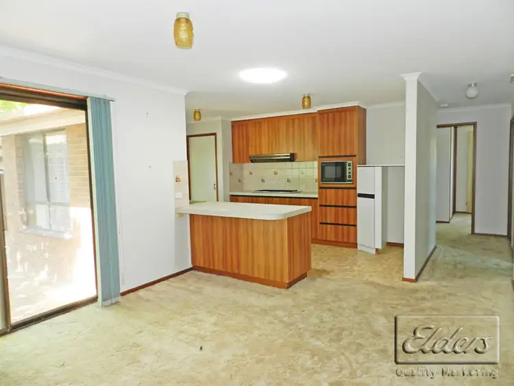 Fifth view of Homely house listing, 2 William Drive, Kangaroo Flat VIC 3555