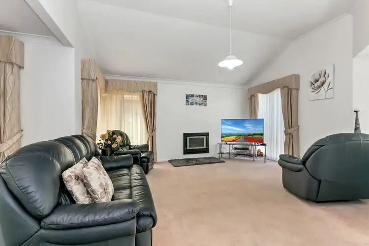 Sixth view of Homely house listing, 1 Shire Court, Woodcroft SA 5162