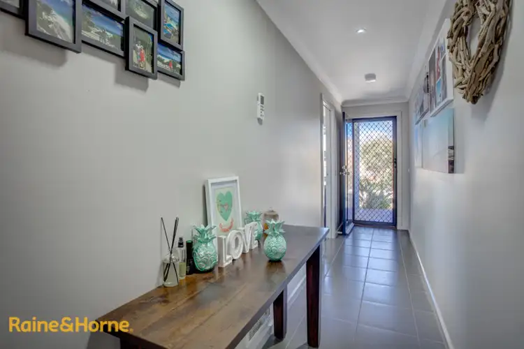 Second view of Homely house listing, 6/15 Marl Close, Sunbury VIC 3429