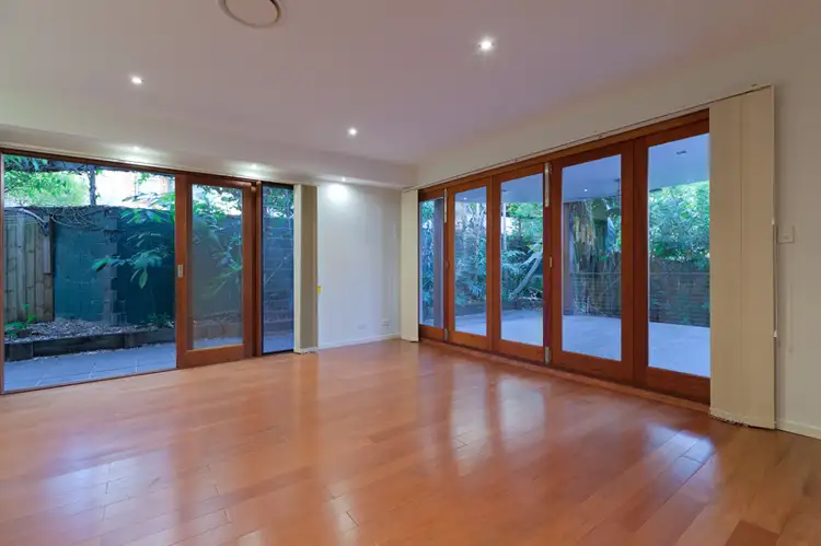 3/28 Central Avenue, Indooroopilly QLD 4068