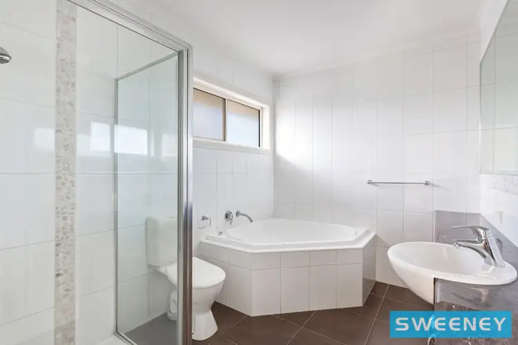 Seventh view of Homely house listing, 15 Springbrook Place, Sanctuary Lakes VIC 3030