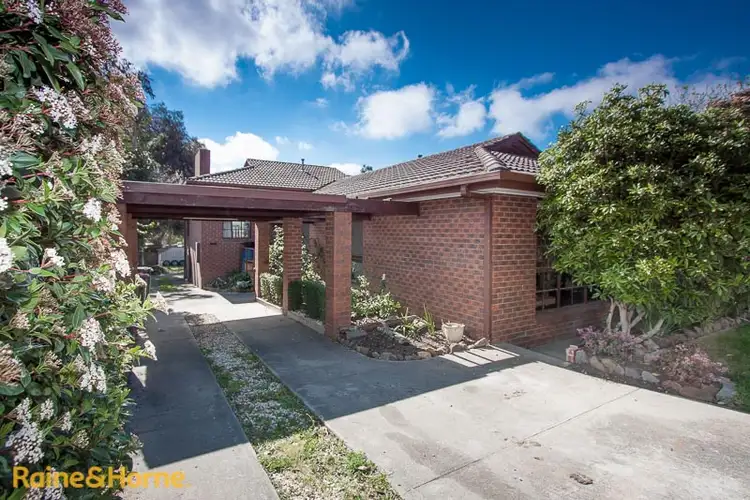 4 Heysen Drive, Sunbury VIC 3429