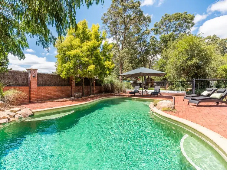 12 Jaraba Ave, Gooseberry Hill WA 6076