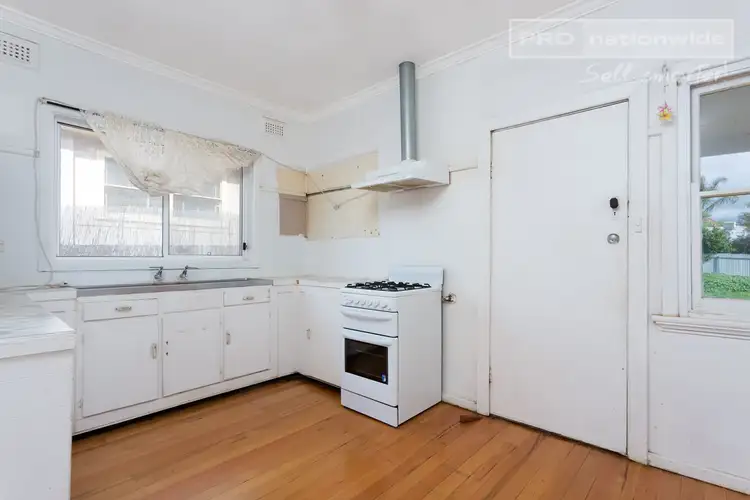 Sixth view of Homely house listing, 140 Fernleigh Road, Mount Austin NSW 2650