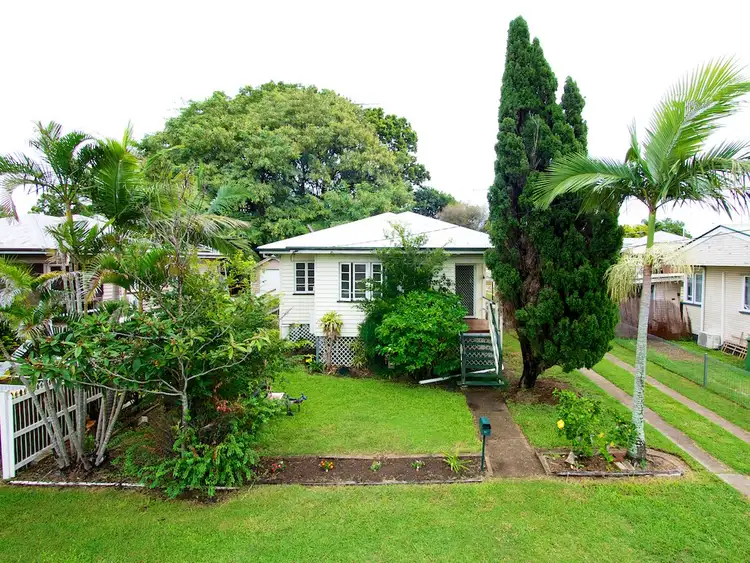 24 James Street, East Ipswich QLD 4305