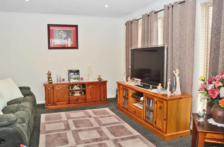 Fifth view of Homely house listing, 10 Palm Springs Drive, Mildura VIC 3500