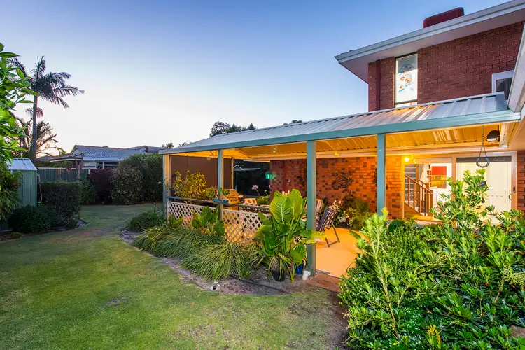 44 Regina Rd, Kelmscott WA 6111