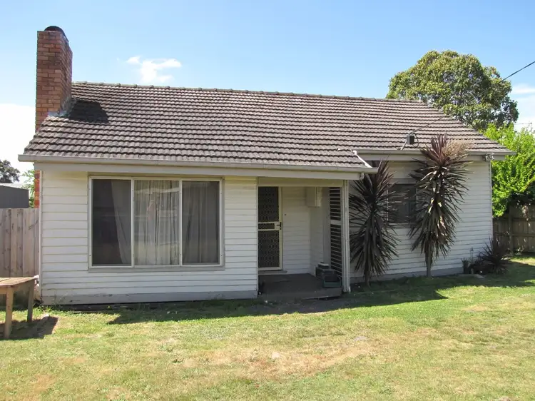 4 Bristol Street, Moe VIC 3825