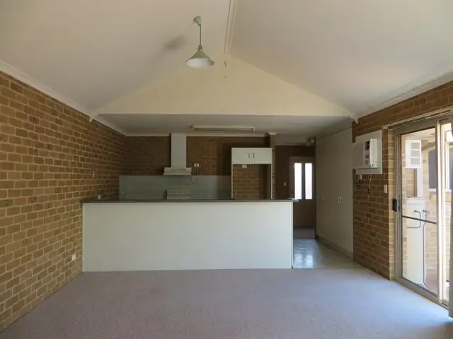 75 Canal Street, Griffith NSW 2680