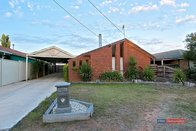 4 Raleigh Court, Werribee VIC 3030