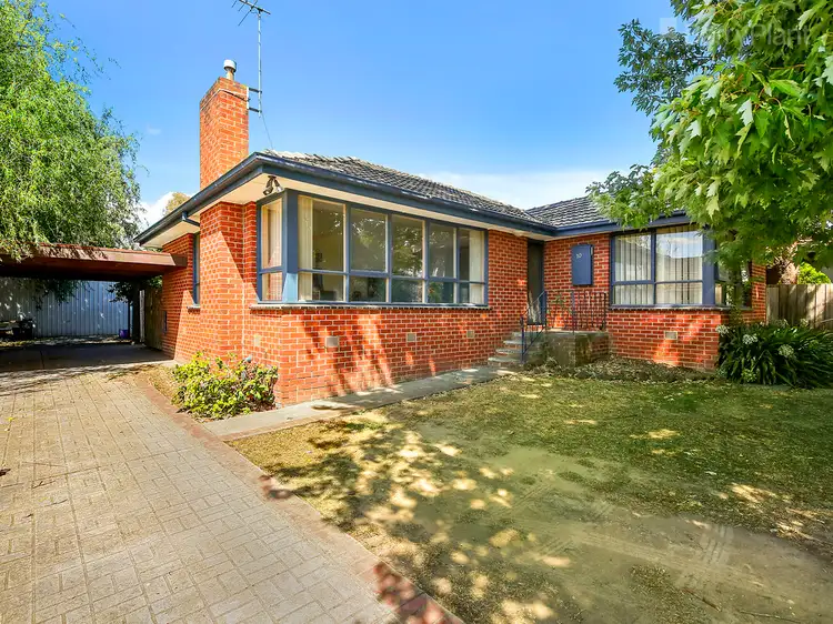 10 Sellick Drive, Croydon VIC 3136