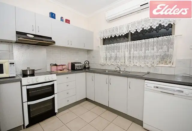 Fifth view of Homely house listing, 4 Mitta Grove, Lavington NSW 2641