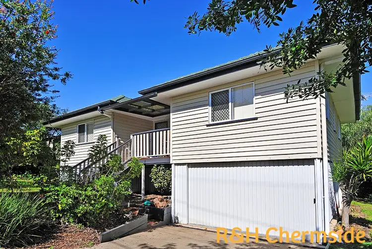 11 Nevin St, Aspley QLD 4034