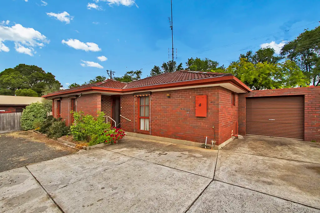 Main view of Homely house listing, 4/196 Mollison Street, Kyneton VIC 3444