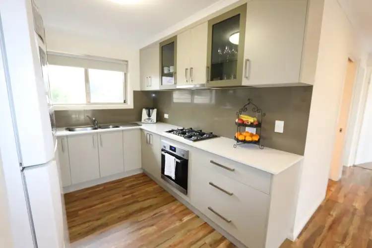 12 Kavanagh Circuit, Temora NSW 2666