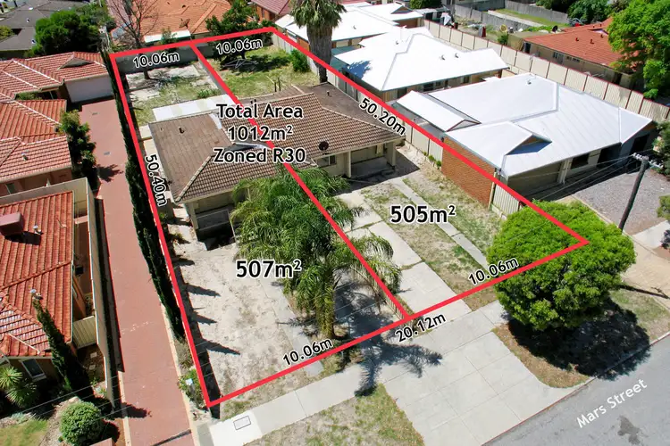 114 A + B Mars street, Carlisle WA 6101