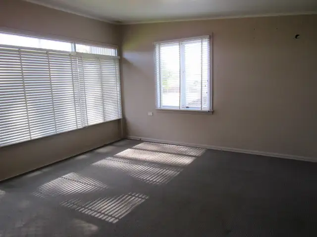 Fifth view of Homely house listing, 10 Leichhardt Avenue, Fairfield West NSW 2165