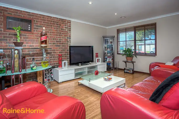 Second view of Homely house listing, 20 Fraser Court, Sunbury VIC 3429