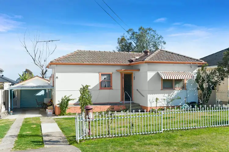 6 Prosper Street, Condell Park NSW 2200