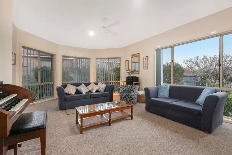 Sixth view of Homely house listing, 2 Furness Court, Berwick VIC 3806