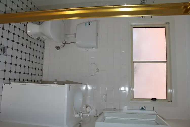 Seventh view of Homely unit listing, 5/2 Kookora Street, Griffith NSW 2680