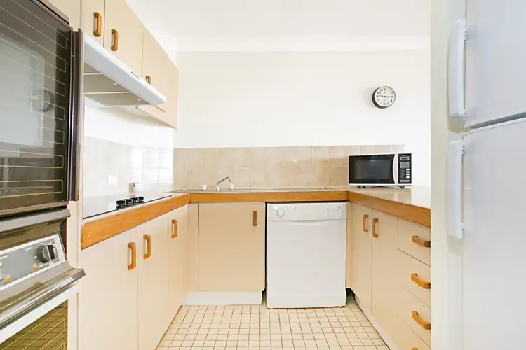 Sixth view of Homely unit listing, Unit @ 98 Marine Parade, Miami QLD 4220