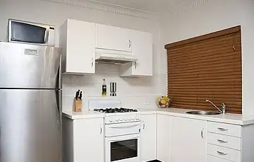 Main view of Homely unit listing, 2/3 Grattan St, Woolloongabba QLD 4102