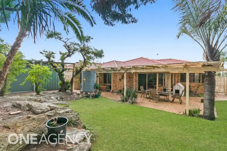 19 Fern Leaf Court, Leeming WA 6149