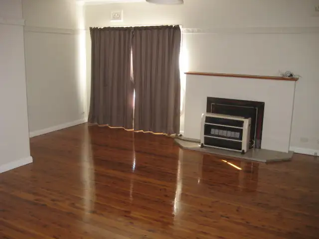 Fifth view of Homely house listing, 7 White, Young NSW 2594