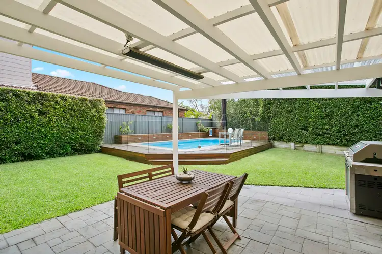 22 Burke Street, Chifley NSW 2036