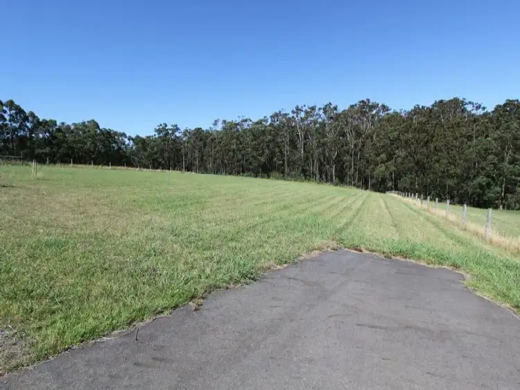 18 Laura Rise, Mirboo North VIC 3871