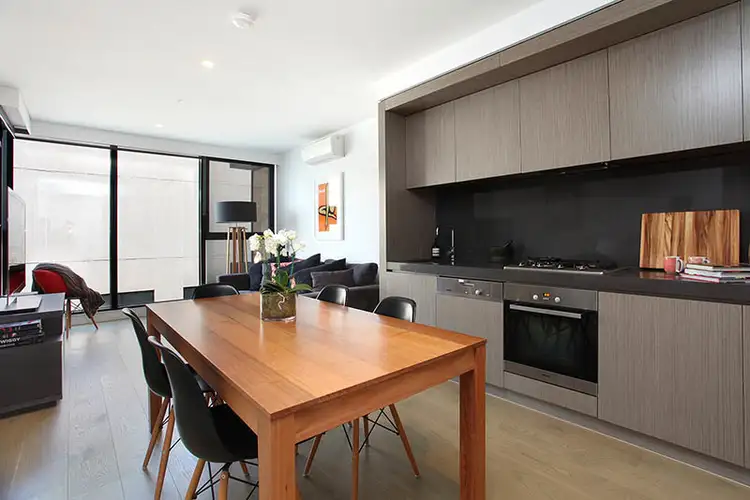 2413 50 Albert Road, Melbourne VIC 3004