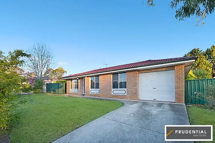 14 Hamlet Crescent, Rosemeadow NSW 2560