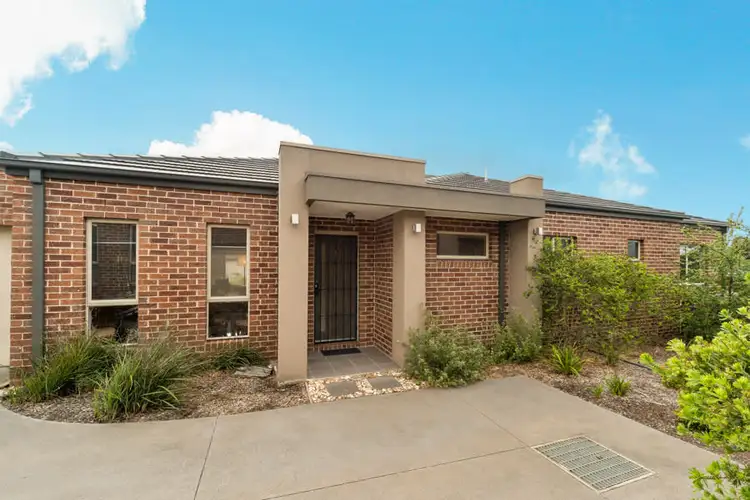 Unit 2, 4 Francis Crescent, Gisborne VIC 3437