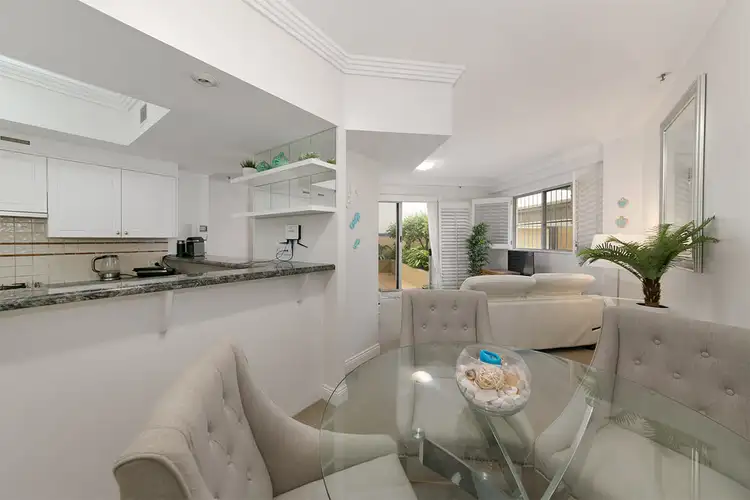 Second view of Homely apartment listing, 1/32 Macrossan Street, Brisbane City QLD 4000