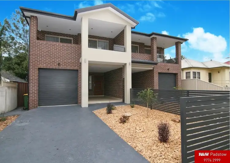 1 Worsley Street, East Hills NSW 2213