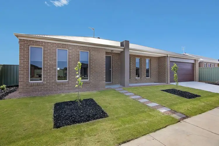 12 Aurora Place, Epsom VIC 3551