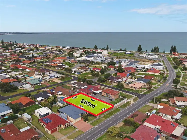 33 Malibu Road, Safety Bay WA 6169